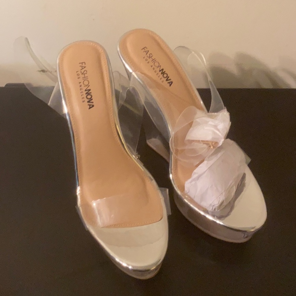 Clear wedges